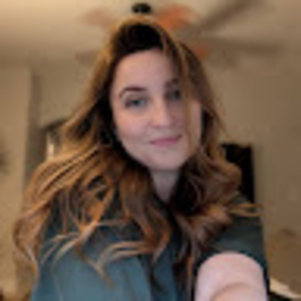Meet your Posher, Alyson